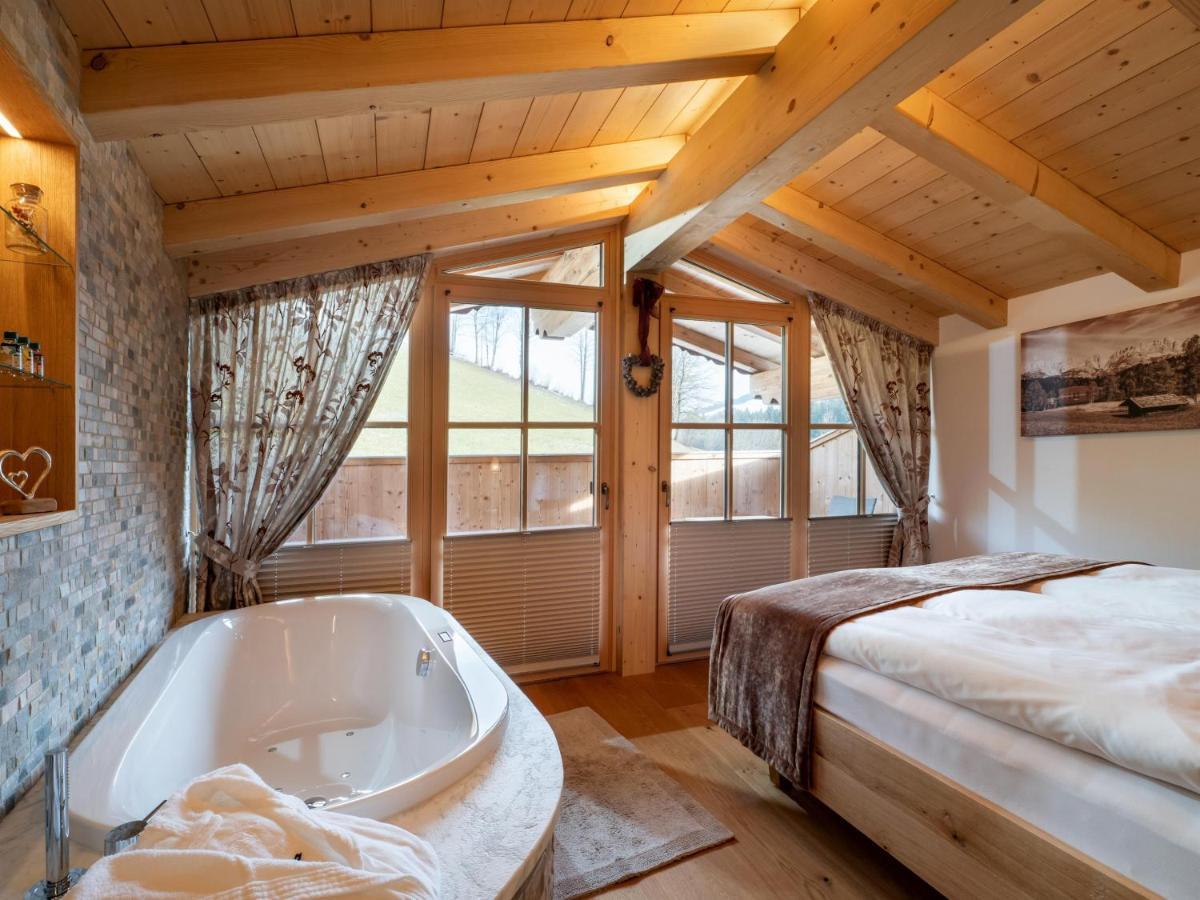 Luxusappartement Alpenliebe Oberndorf in Tirol Exteriör bild